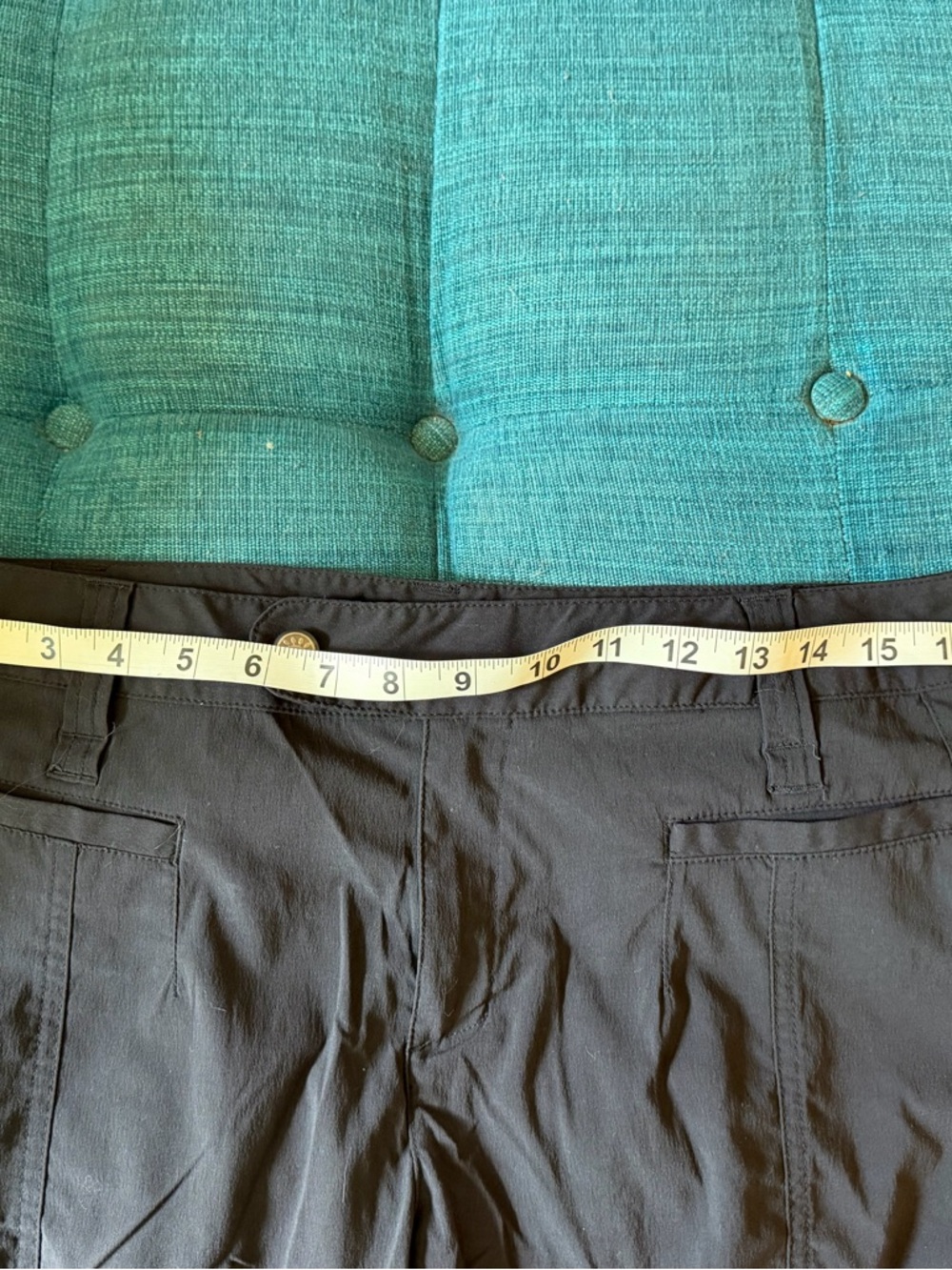 Royal Robbins Black travel shorts with Branded Waist Tag - Picture 5 of 7